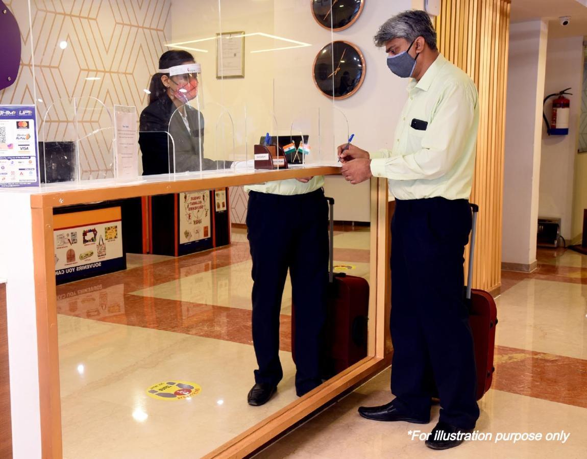 Vaccinated Staff - Capital O 7899 Casa Hotel Calcutta Exterior foto