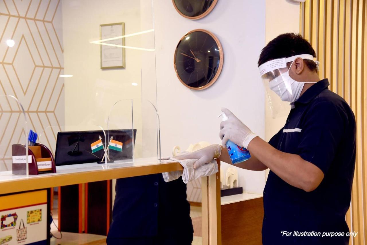 Vaccinated Staff - Capital O 7899 Casa Hotel Calcutta Exterior foto